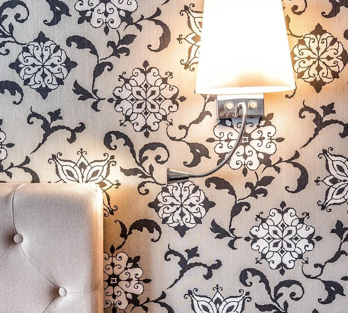 Regence Hotel Paris
